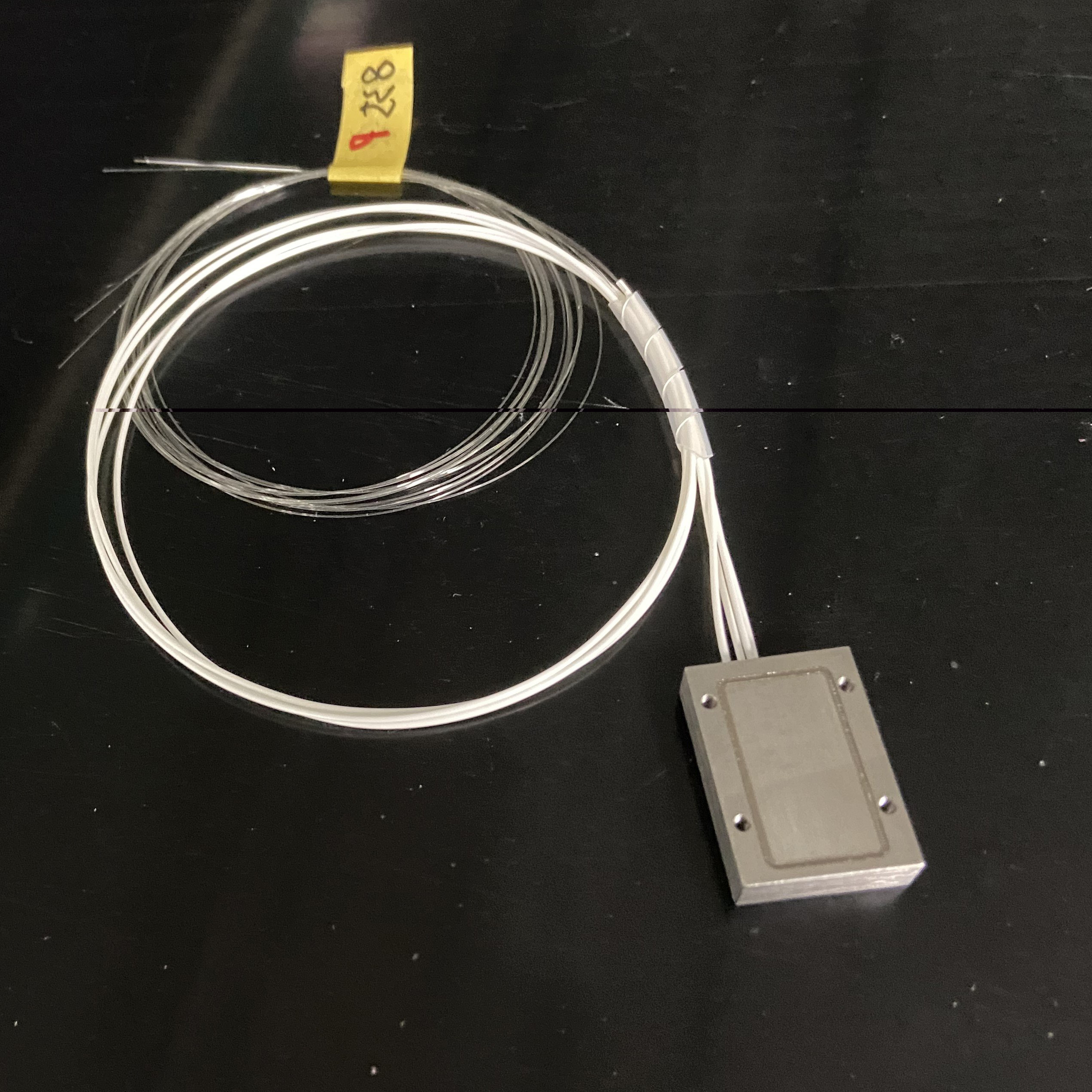 3CH 200GHz DWDM Module,C40/C32/C26 ,ZBL,900um Loose tube,0.3M, FC/APC，应用于相控阵天线、卫星通信和量子传输的超低PDL高集成度DW